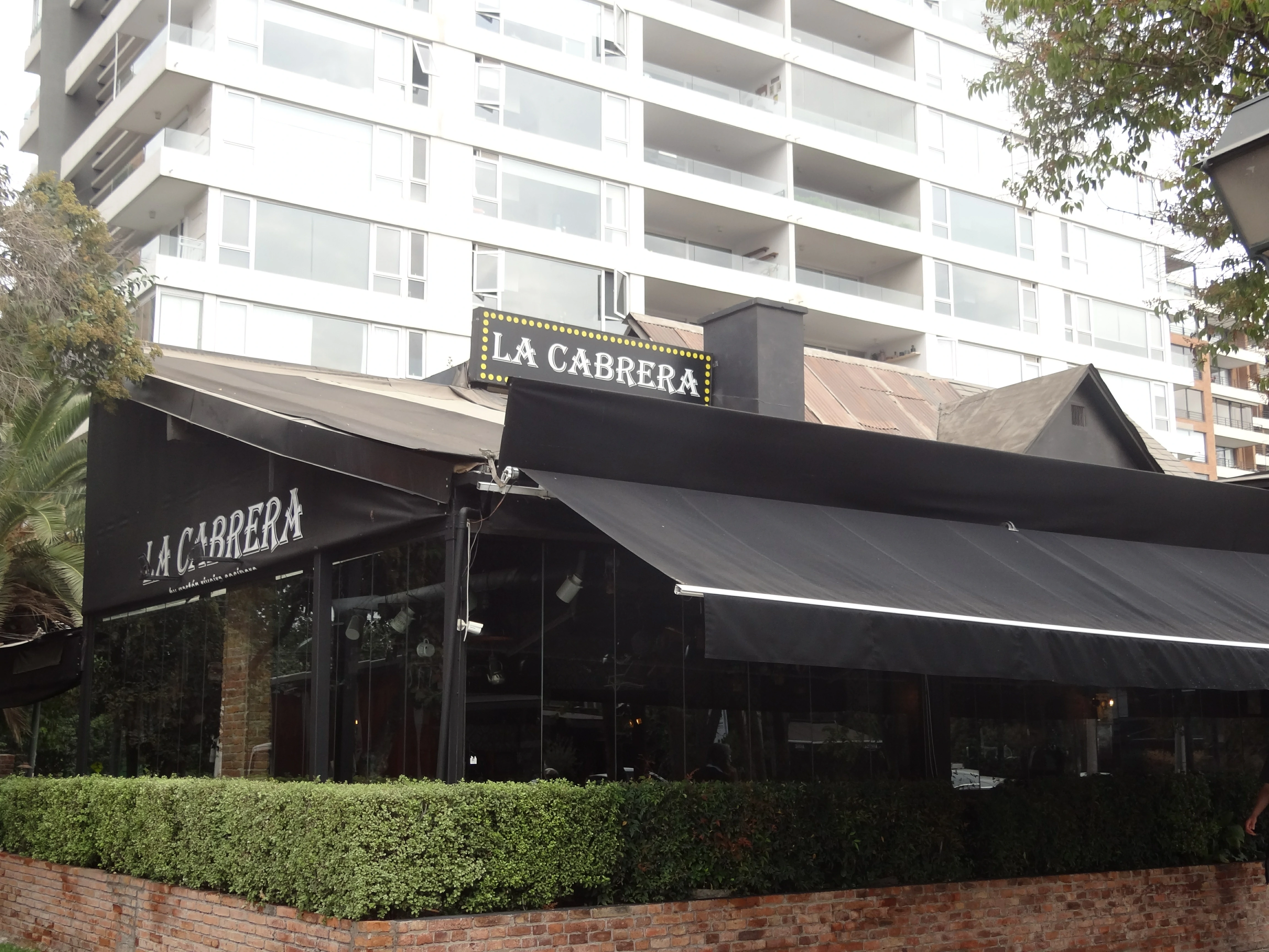 El Restaurant La Cabrera neutraliza Olores Molestos
